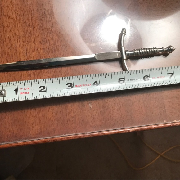 Sword of Excalibur Vintage letter opener in Clear paperweight - Picture 5 of 8